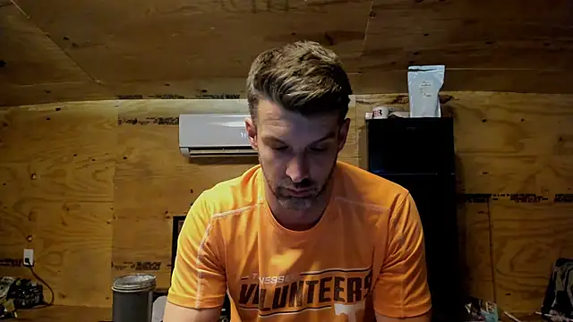 Snapshot of Kenny_Kyle chatting on 6, 11, 2025 Kenny Kyle online show from 6, 11, 2025