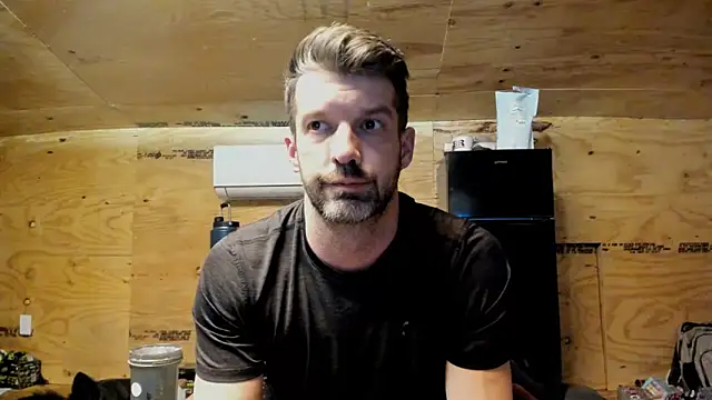 Snapshot of Kenny_Kyle chatting on 16, 11, 2025 Kenny Kyle online show from 16, 11, 2025