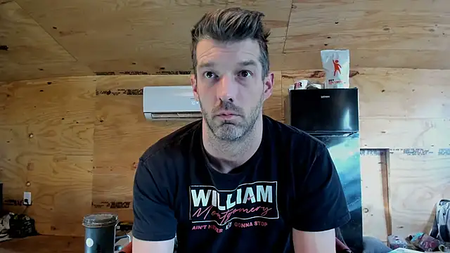 Snapshot of Kenny_Kyle chatting on 18, 11, 2025 Kenny Kyle online show from 18, 11, 2025