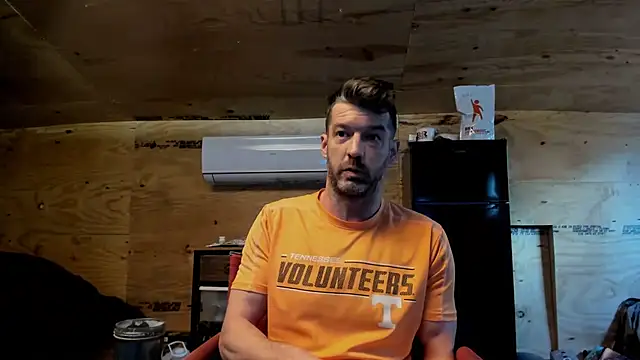 Snapshot of Kenny_Kyle chatting on 21, 11, 2025 Kenny Kyle online show from 21, 11, 2025