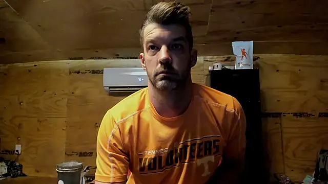 Snapshot of Kenny_Kyle chatting on 24, 11, 2025 Kenny Kyle online show from 24, 11, 2025