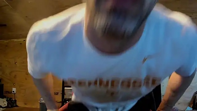 Snapshot of Kenny_Kyle chatting on 26, 11, 2025 Kenny Kyle online show from 26, 11, 2025