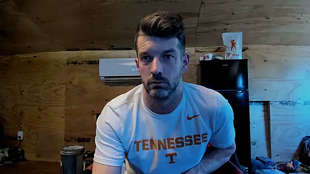 Snapshot of Kenny_Kyle chatting on 28, 11, 2025 Kenny Kyle online show from 28, 11, 2025