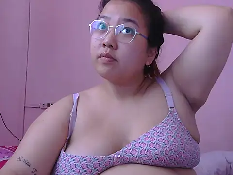 Snapshot of Boobsiemarie chatting on 22, 7, 2026 Boobsiemarie online show from 22, 7, 2026