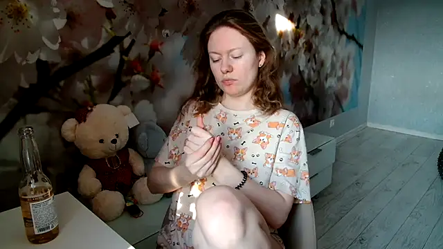 ConnieDaw online show from 4, 2, 2025