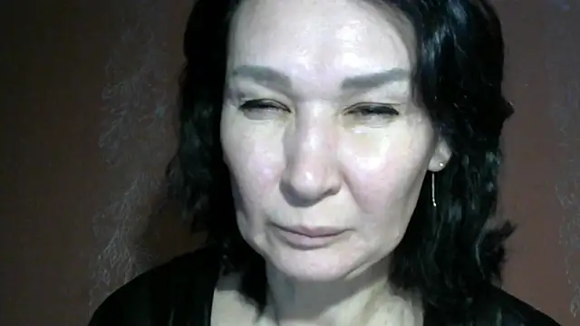 PrettyAndWild online show from 22, 11, 2025