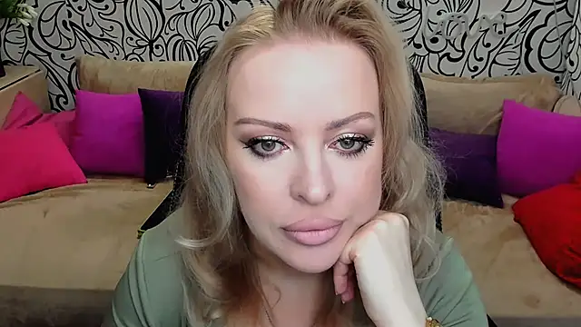 Hotdreamhere online show from 30, 3, 2026