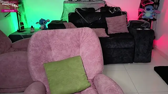 valery adams1 online show from 7, 10, 2025