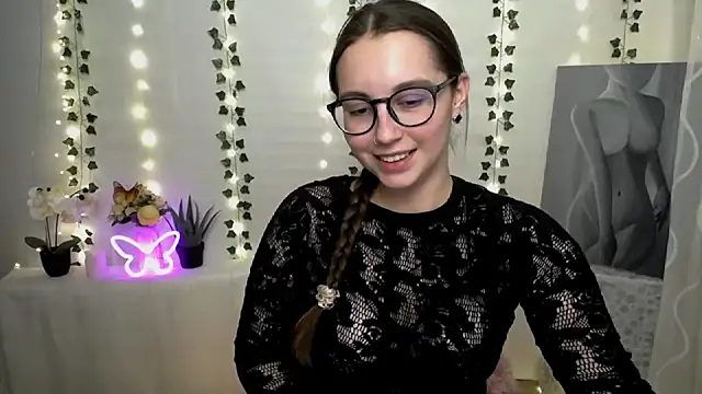 SweetPrincess  online show from 21, 2, 2025