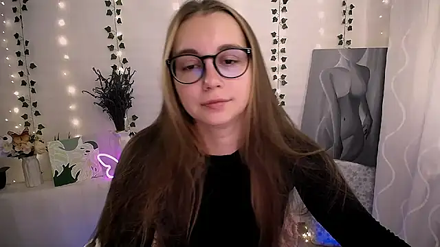 SweetPrincess  online show from 26, 9, 2025