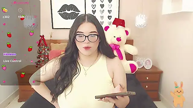 Snapshot of miss_linda_ chatting on 27, 12, 2024 miss linda  online show from 27, 12, 2024