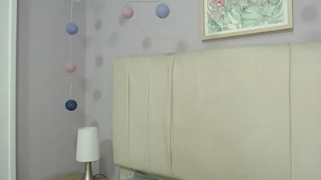 amy le01 online show from 13, 3, 2025