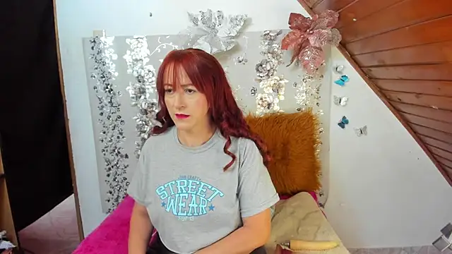 Snapshot of Hannaa32 chatting on 8, 3, 2025 Hannaa32 online show from 8, 3, 2025