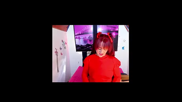 Snapshot of Hannaa32 chatting on 8, 10, 2025 Hannaa32 online show from 8, 10, 2025