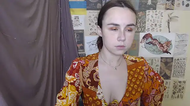 VeryVeryVeryShy  online show from 23, 11, 2025