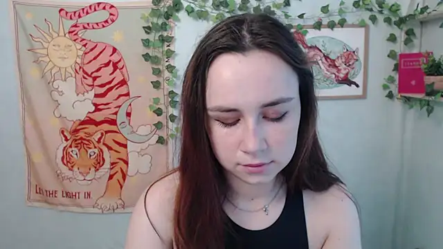 VeryVeryVeryShy  online show from 27, 5, 2026