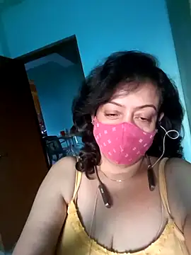 Snapshot of love_suman chatting on 3, 3, 2025 love suman online show from 3, 3, 2025