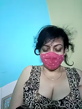 Snapshot of love_suman chatting on 18, 3, 2025 love suman online show from 18, 3, 2025