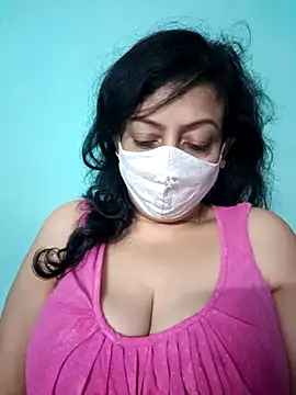 Snapshot of love_suman chatting on 22, 9, 2025 love suman online show from 22, 9, 2025