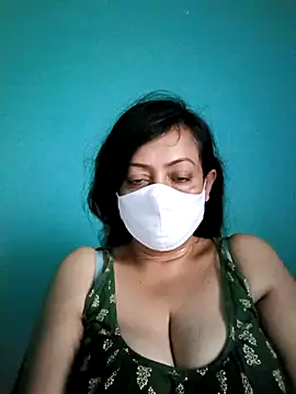 Snapshot of love_suman chatting on 1, 10, 2025 love suman online show from 1, 10, 2025