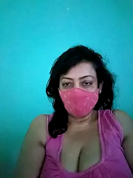 Snapshot of love_suman chatting on 5, 10, 2025 love suman online show from 5, 10, 2025