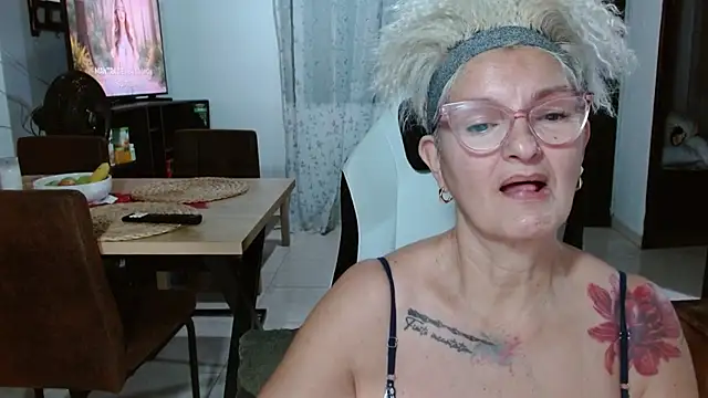 bety-cum2 online show from 5, 2, 2026