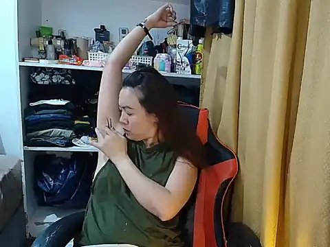 crizzybel online show from 19, 2, 2026