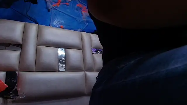 Snapshot of leon_gaby chatting on 27, 10, 2025 leon gaby online show from 27, 10, 2025