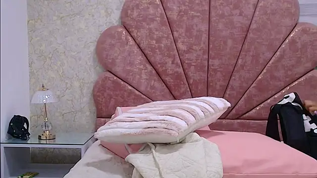 Snapshot of leon_gaby chatting on 27, 11, 2025 leon gaby online show from 27, 11, 2025