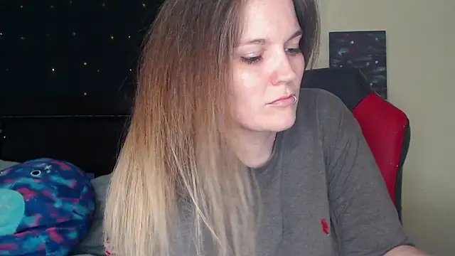 ToxicLilly online show from 7, 12, 2024