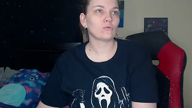 ToxicLilly online show from 24, 1, 2025