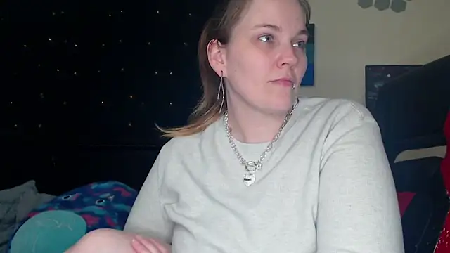 ToxicLilly online show from 21, 2, 2025