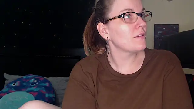 ToxicLilly online show from 17, 3, 2025