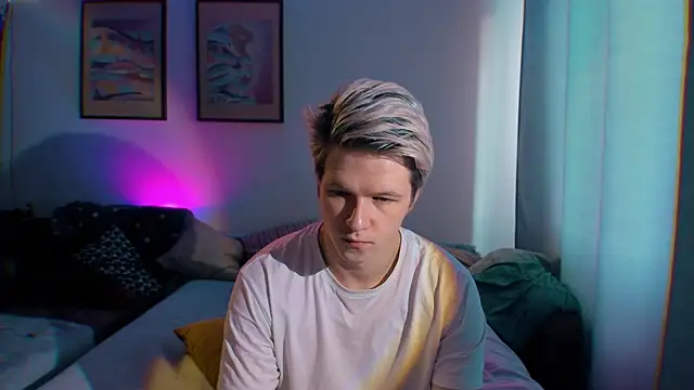 Breston Sweet online show from 17, 9, 2025