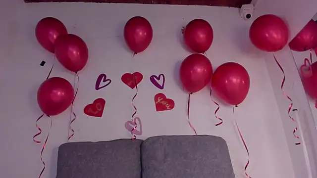 isa kiss online show from 14, 2, 2025