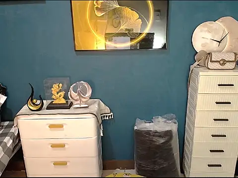 Snapshot of BonaBarrameda chatting on 15, 9, 2025 BonaBarrameda online show from 15, 9, 2025