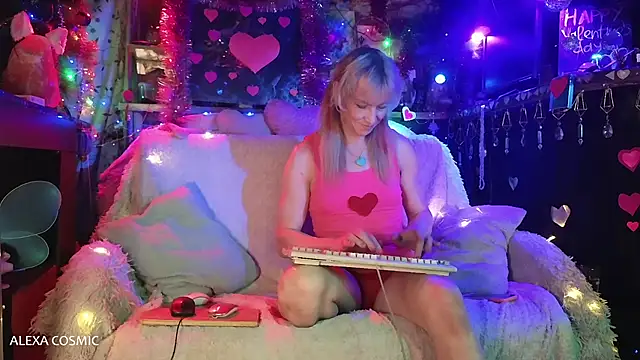 Snapshot of Alexa_Cosmic chatting on 12, 2, 2025 Alexa Cosmic online show from 12, 2, 2025