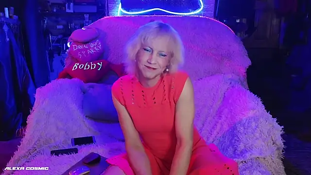 Snapshot of Alexa_Cosmic chatting on 7, 6, 2026 Alexa Cosmic online show from 7, 6, 2026