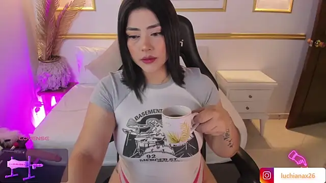 Snapshot of lucy26_ chatting on 1, 3, 2025 lucy26 online show from 1, 3, 2025