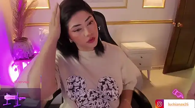 Snapshot of lucy26_ chatting on 11, 3, 2025 lucy26 online show from 11, 3, 2025