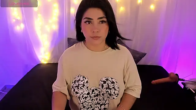 Snapshot of lucy26_ chatting on 23, 9, 2025 lucy26 online show from 23, 9, 2025