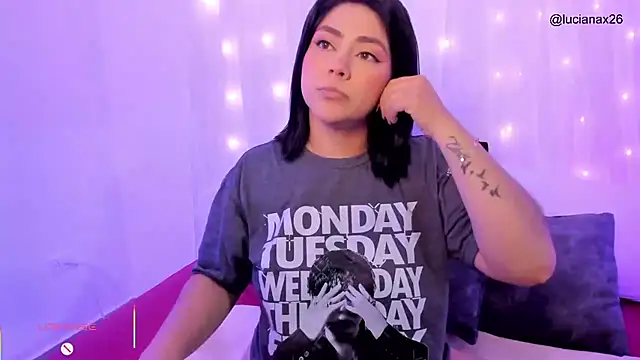 Snapshot of lucy26_ chatting on 31, 10, 2025 lucy26 online show from 31, 10, 2025