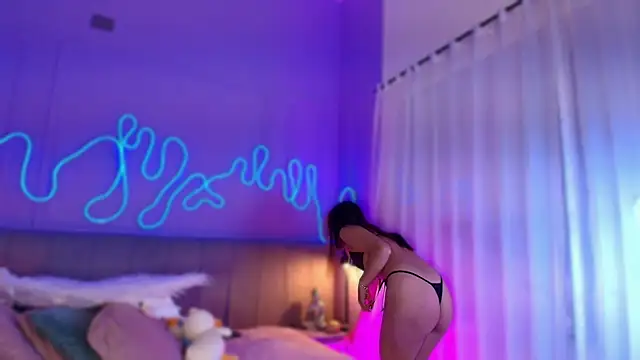 Sofly s online show from 5, 6, 2026