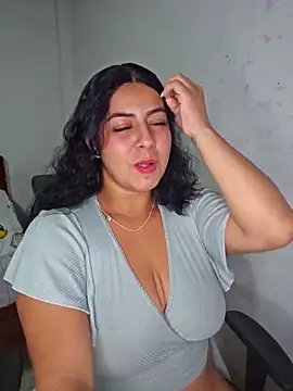 Mary pinkish online show from 27, 2, 2025