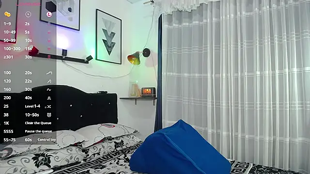 Tomas and liam online show from 6, 3, 2025