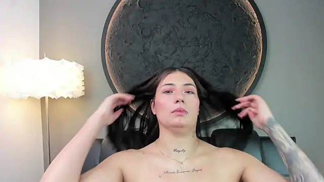 Snapshot of miss_sharlotte18 chatting on 25, 1, 2025 miss sharlotte18 online show from 25, 1, 2025