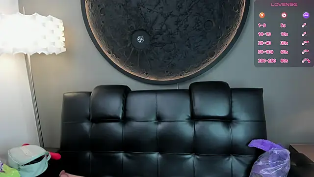 Snapshot of miss_sharlotte18 chatting on 10, 2, 2025 miss sharlotte18 online show from 10, 2, 2025