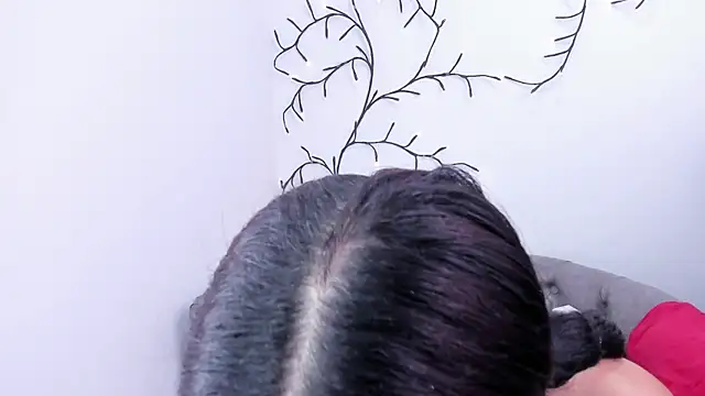 Snapshot of miss_sharlotte18 chatting on 13, 2, 2025 miss sharlotte18 online show from 13, 2, 2025