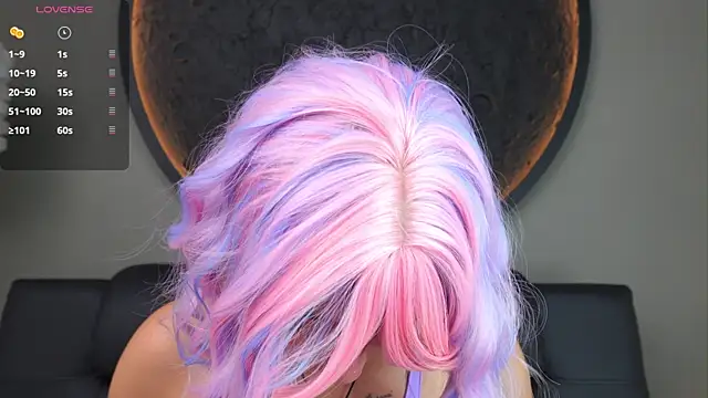 Snapshot of miss_sharlotte18 chatting on 25, 9, 2025 miss sharlotte18 online show from 25, 9, 2025