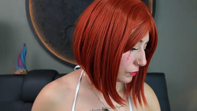 Snapshot of miss_sharlotte18 chatting on 20, 10, 2025 miss sharlotte18 online show from 20, 10, 2025